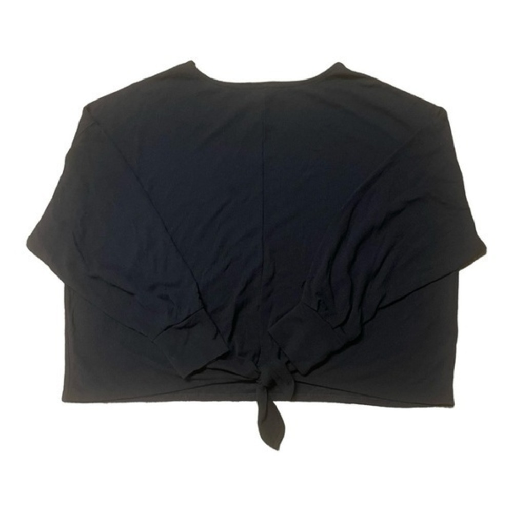 🖤✔️Black H&M BLOUSE- tie design at the bottom✔️🖤